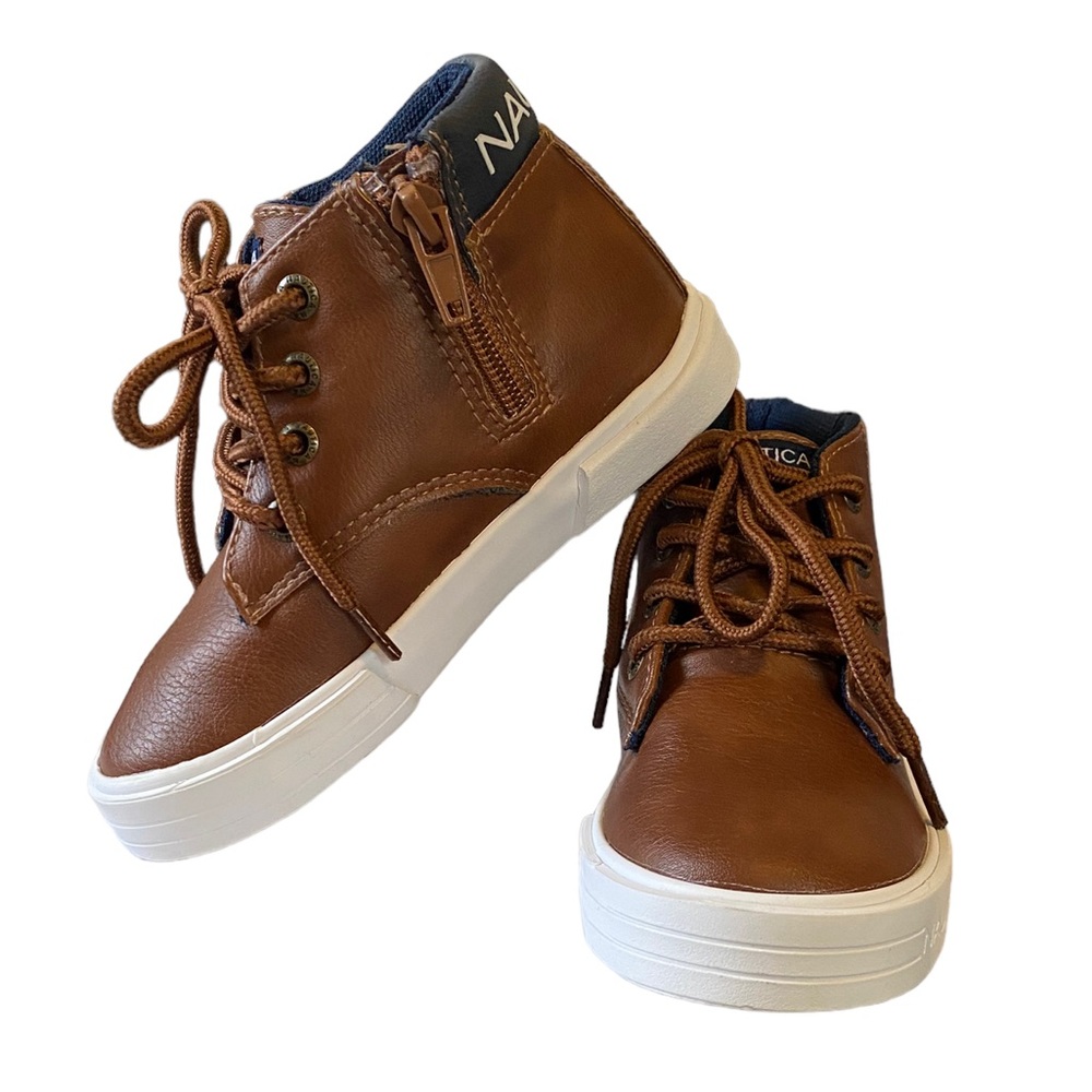LIKE NEW! Nautica Toddler Chukka Boots with Lace-Up and Zipper Ankle